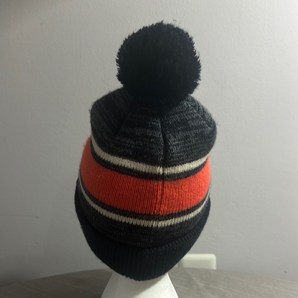 Bears Striped Pom-Pom Beanie - Navy and Orange - Picture 3 of 7
